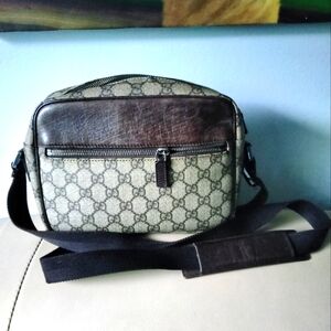 💯 Authentic Gucci crossbody